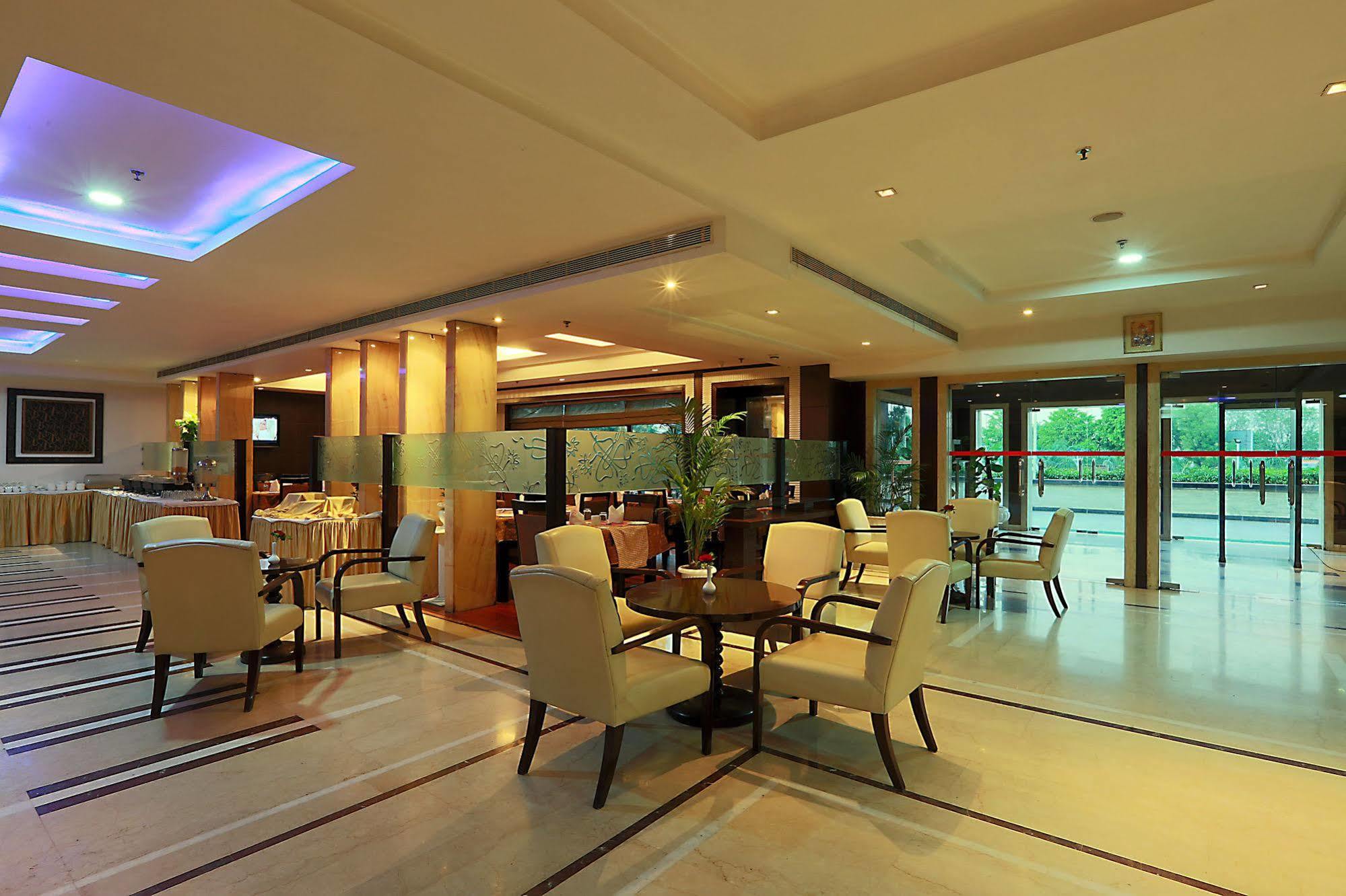Hotel Airport Residency New Delhi Exterior photo